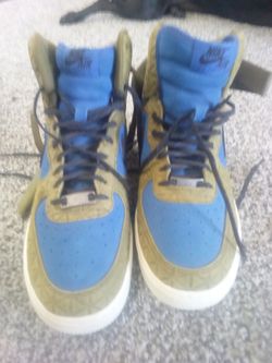 Nike Air High-Top Sneakers Blue and Olive