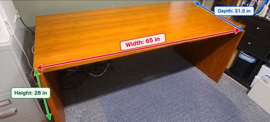 FREE sturdy desk