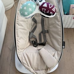 4moms MamaRoo Multi-Motion Baby Swing