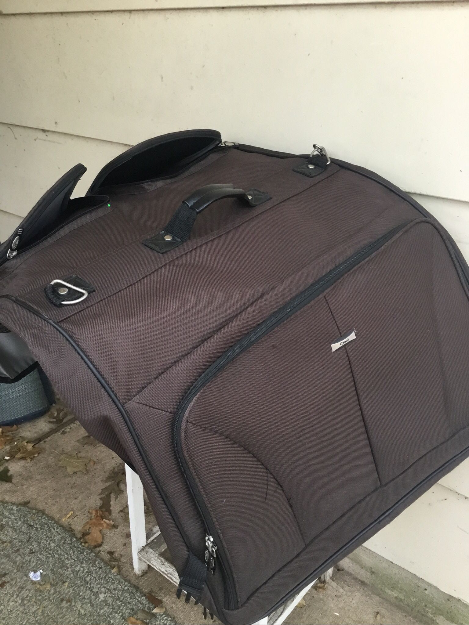 Garment Bag.     South Austin.