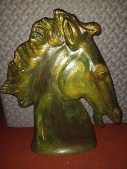 Statue