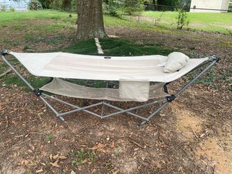 Cream hammock with metal stand