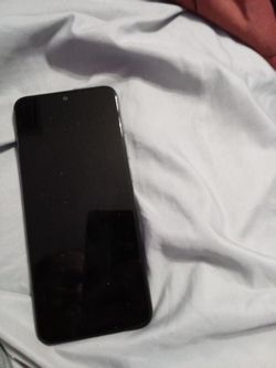 Blu view 5 pro pHone tracphone