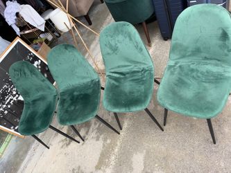 Set of 4 Green Velvet Dining Chairs