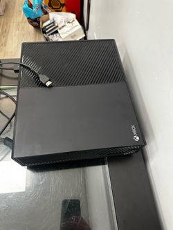 Xbox one with Red Dead Redemption II