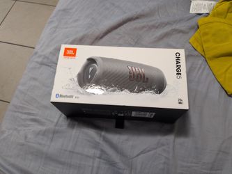 JBL charge 5