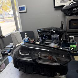 BMW X3 X4 LCI SHADOWLINE RIGHT PASSENGER LED HEADLIGHT COMPLETE ASSEMBLY GOOD CONDITION 2022-2025