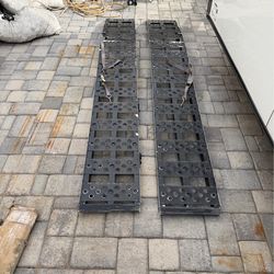 Aluminum loading ramp