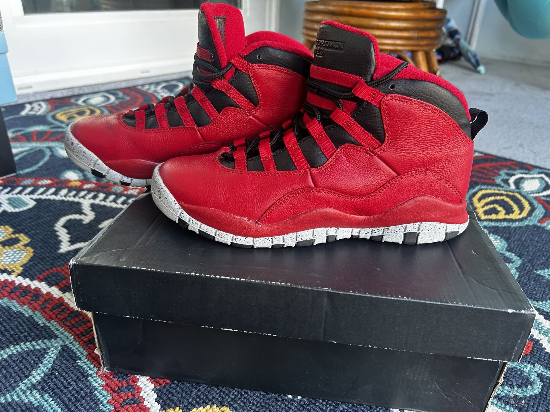 Jordan 10 Retro Bulls On Broadway (7 Y) 