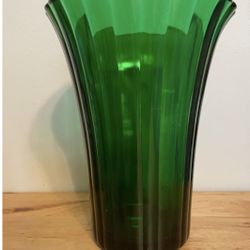 NAPCO Cleveland Green Vase 7 3/4 