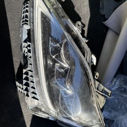 Vland Headight Lexus is250/350 