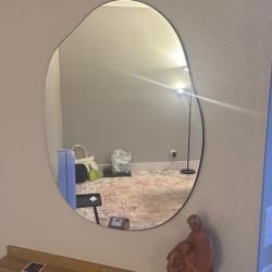 Mirror 32x 24