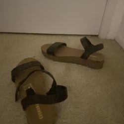 Sandals Size 8