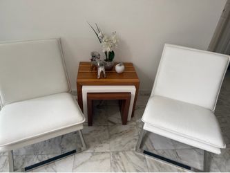 Juego de sillas con mesita