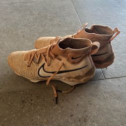 Nike Huarache Metal Cleats Size 8