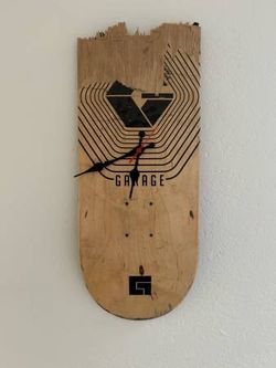 Skateboard Clock