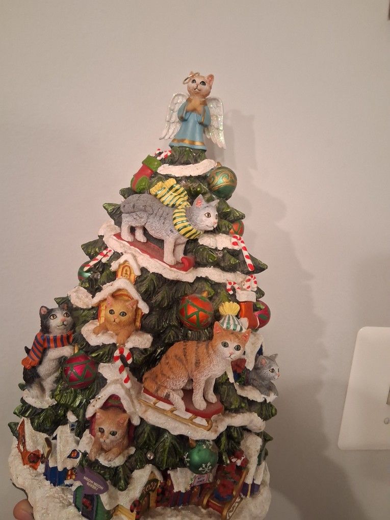 Danbury Mint Fabulous Felines Christmas Tree Cats Kittens Musical 11" UNTESTED 