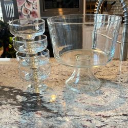Trifle Bowl And 4 Serving Cups
