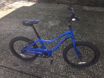 Giant Moda Bycicle  Size 25 Kid Bike