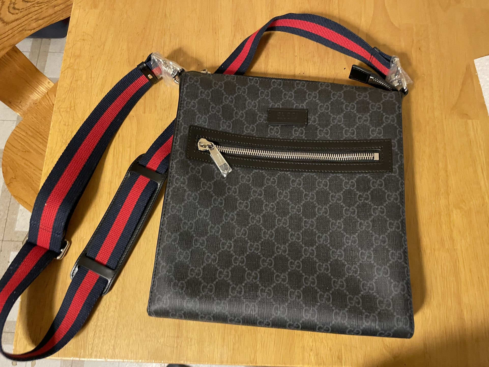 Gucci Black Messenger Bag 
