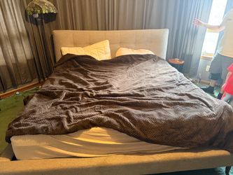 King Size Upholstered Bed Frame with Tufted Headboard