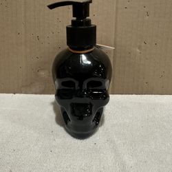 Halloween  Skull  Hand Soap   Pomegranate  Vanilla  Scented 