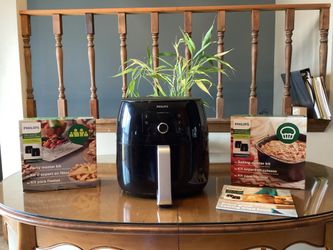 Philips Air Fryer with Accessories 