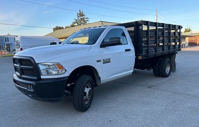 2017 Ram 3500 Chassis Tradesman