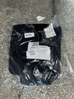 Brand new 4 piece carpet mat set for ford explorer.