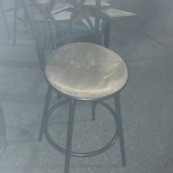 Bar stools x 4