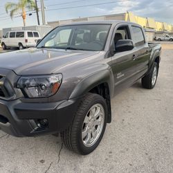 2012 Toyota Tacoma SR5 