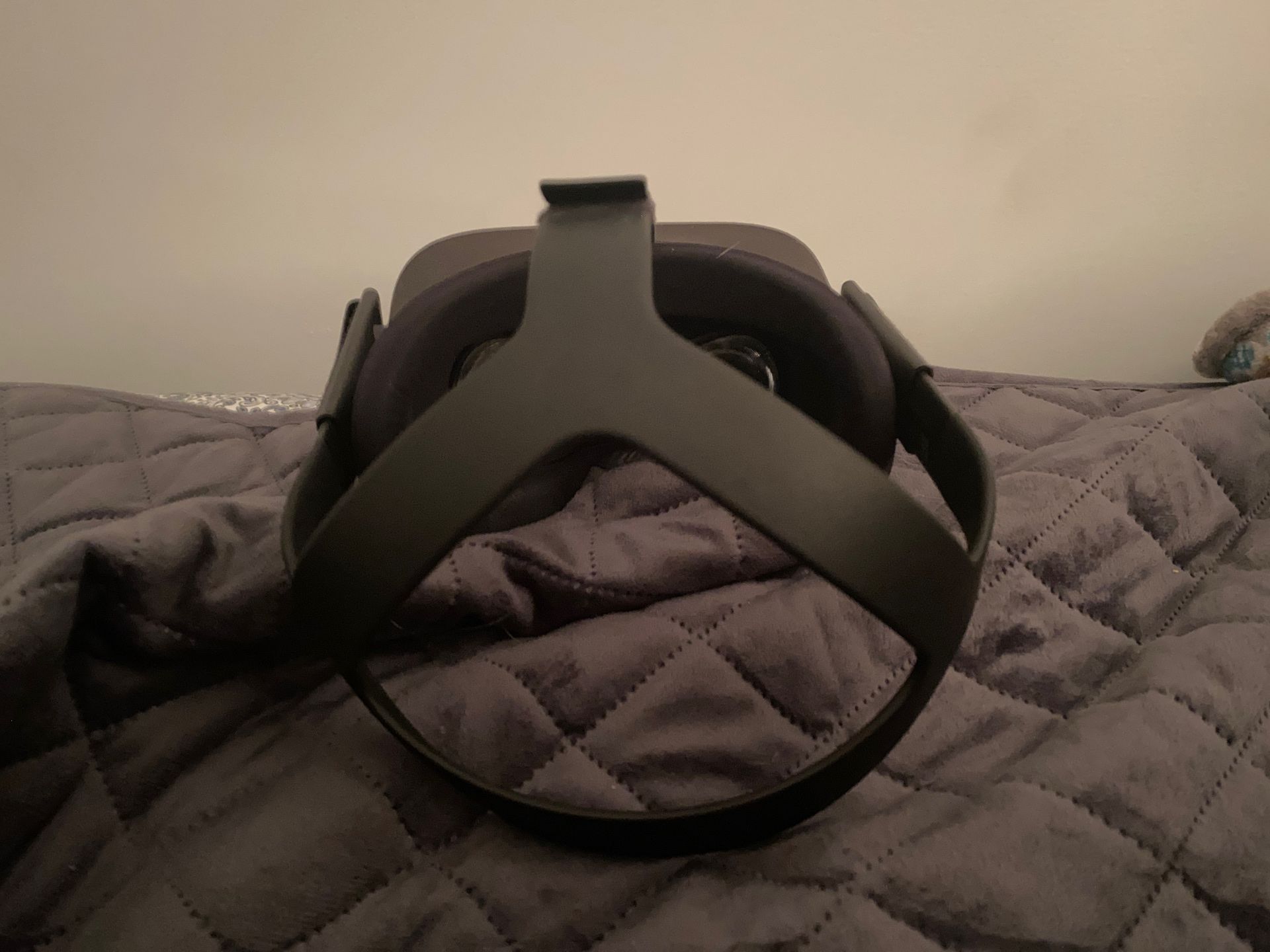 Oculus quest controllers and charger only