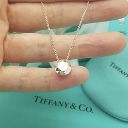 Tiffany & Co. 2 Carat Faceted Pendant 17" L Peretti Love Necklace Silver 