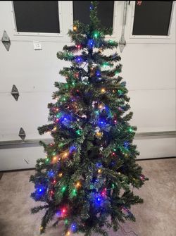 *** Pre-lite Christmas Tree- New