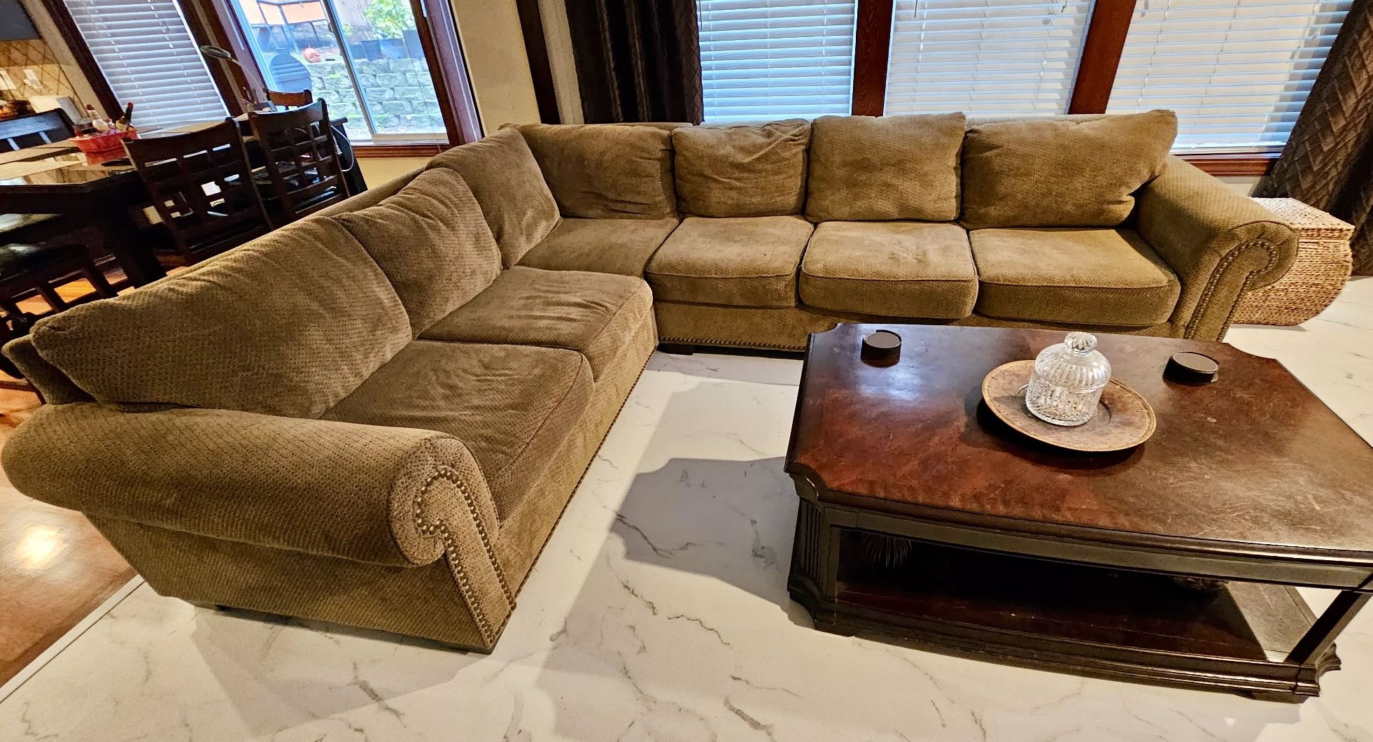 PENDING - Large Sectional Couch - Super Comfy