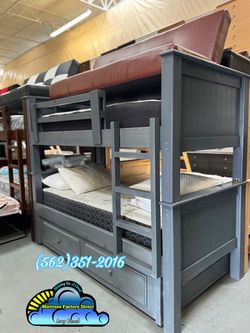 Twin twin Grey Bunk Bed Triple Trundle Pull out Bed With All 3 Mattresses Litera