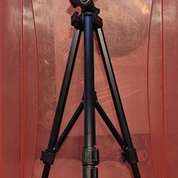 Tripod Vantage Model VT205