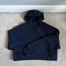 Alo muse set navy blue top and pant