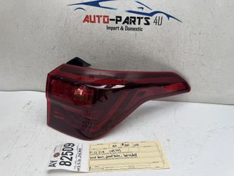 2021 - 2022 - 2023 KIA SELTOS RIGHT PASSENGER LED TAIL LIGHT OEM AY82509