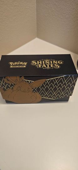 Pokémon TCG Shining Fates Collection Box
