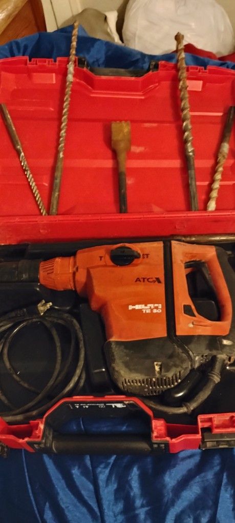 Hilti TE60-ATC/AVR Concrete Hammer Drill
