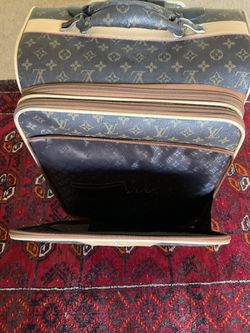 Authentic Louis Vuitton Carry On Luggage for Sale in Stanton, CA