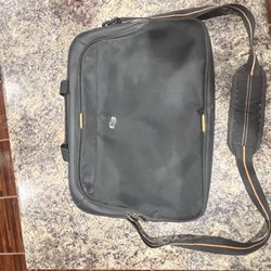 Ace Slim Laptop Briefcase