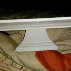 2 White Square Plates