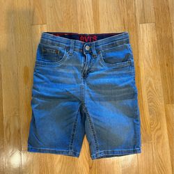 Boys shorts size 10
