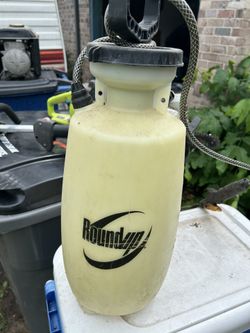 RoundUp 3 Gallon Sprayer