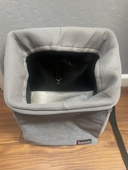 $20 - Dog Carrier Backpack