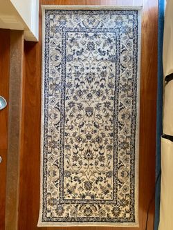 Valloby Carpet 2’7”x5’11” by IKEA