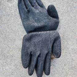 Work Gloves Available in Size Small