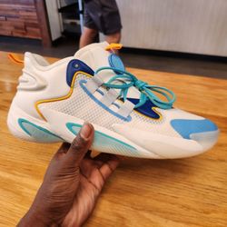 Adidas BYW Select SMU "Hoop York City"